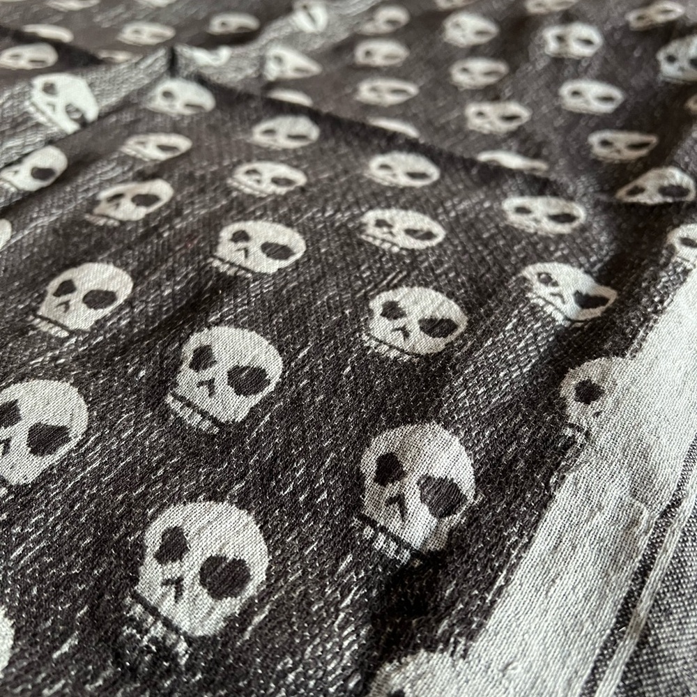 Triple Aught Design TAD  Shemagh, topo and skulls